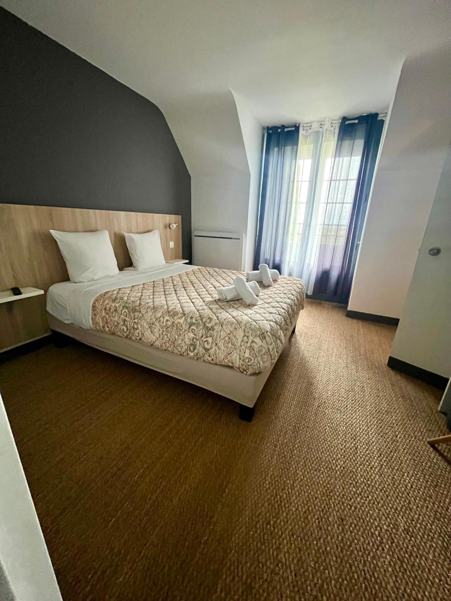 Domaine De L'Orisse Hotell Varennes-sur-Allier Exteriör bild